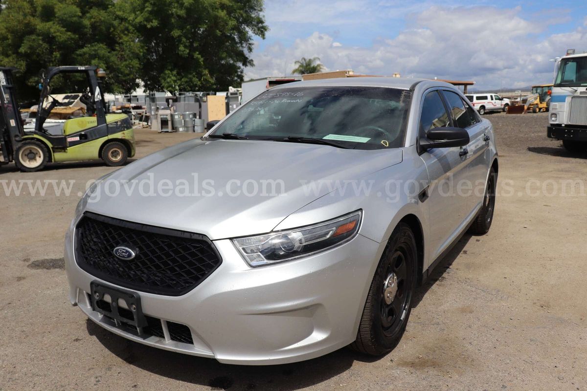 2016 Ford Taurus