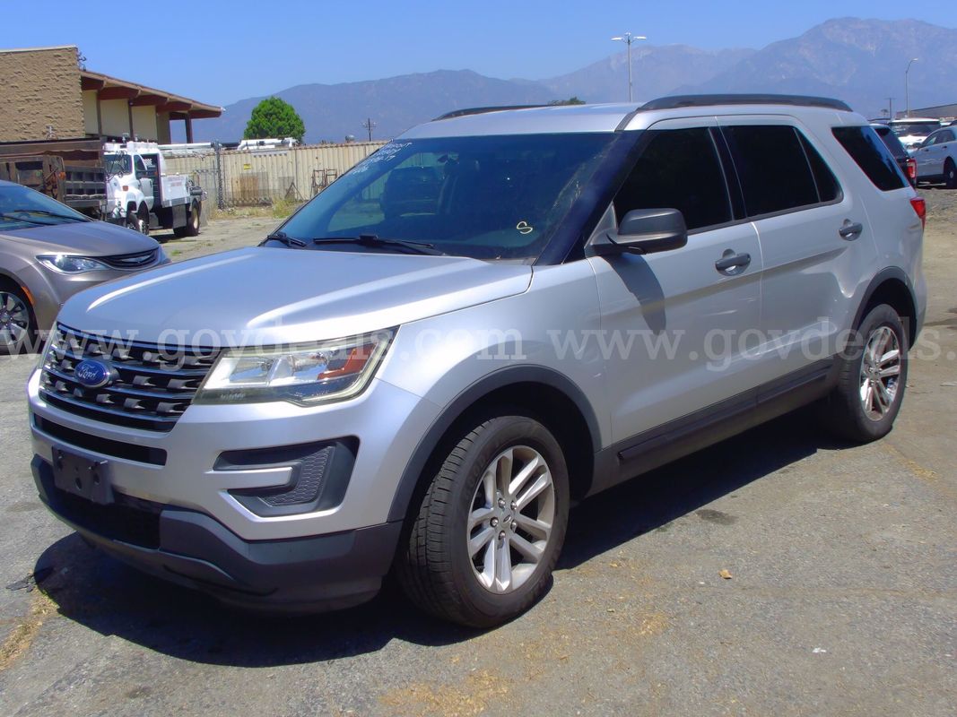 2017 Ford Explorer