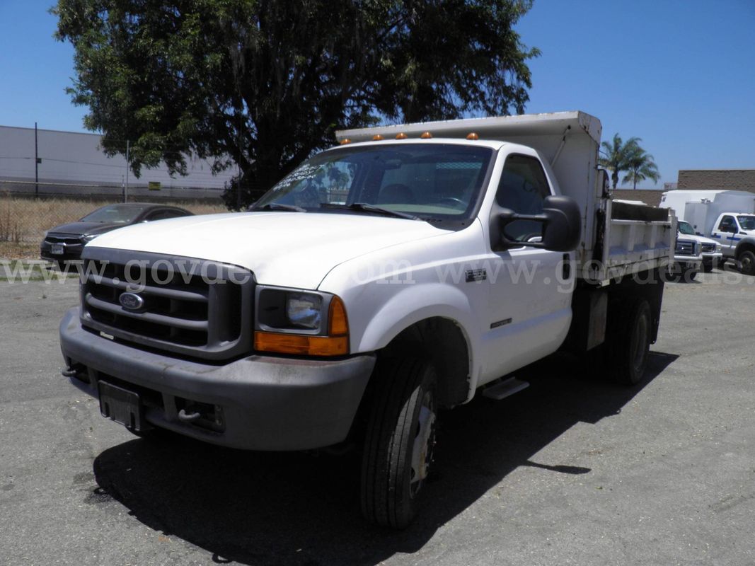 2000 Ford F-550