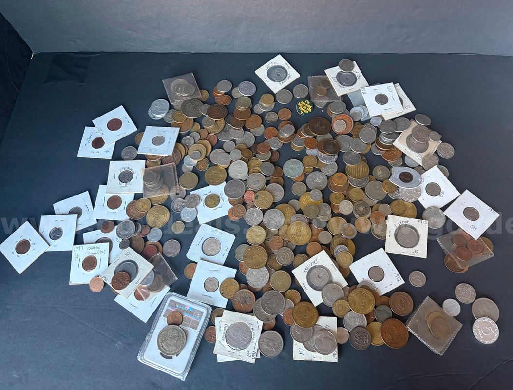 LOT of International Coins