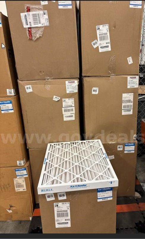 Lot of 86 new pleated air filters (20x25x2inch) - Maumelle, AR