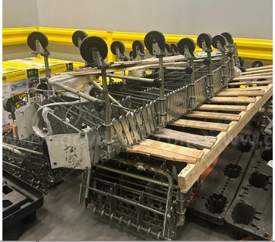 Conveyor Expandable Skate Steel Wheels with 6 adjustable tables