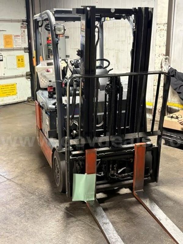 Lot of 6 Used Toyota Forklifts