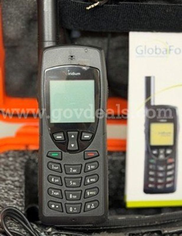 Iridium 9555 Satellite Telephone - Free Shipping