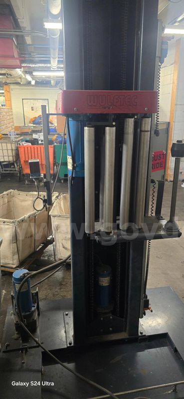 WulfTec 110V Stretch Wrapper
