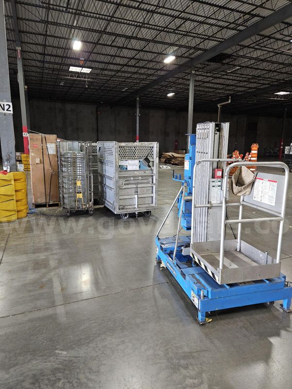 Industrial Equipment - Genie Lift