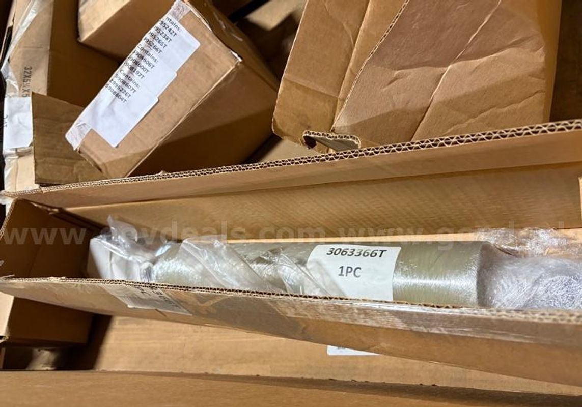 Industrial Equipment - (3) Hydruallic Cylinder Kits