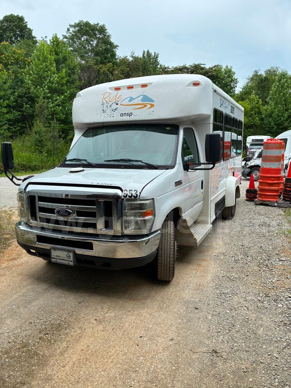 2017 Ford Econoline