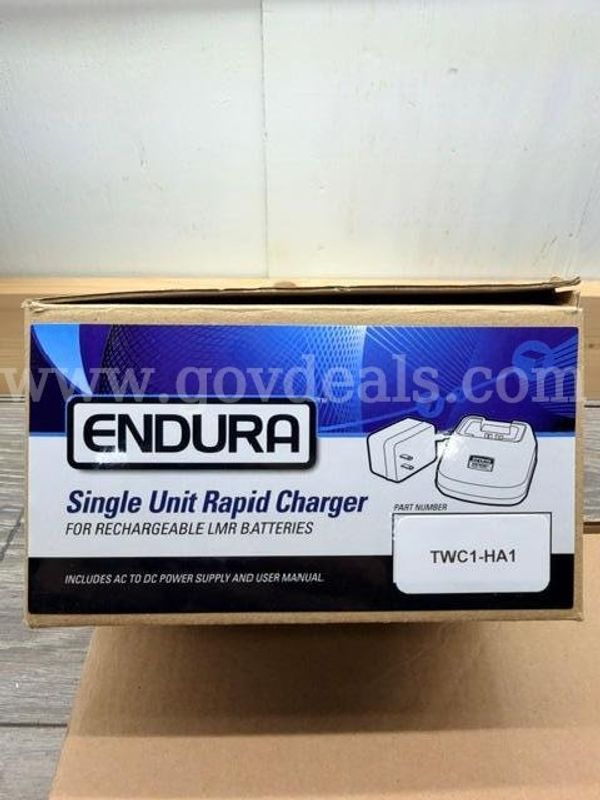 Set of 2 ENDURA Single Unit Rapid Charger
