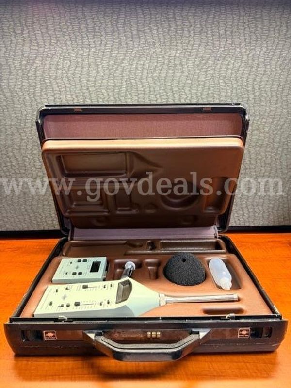 2230 Sound Level Meter Kit