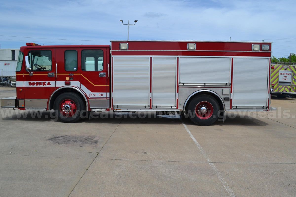 2004 Crimson Advantage Fire Truck-Rescue