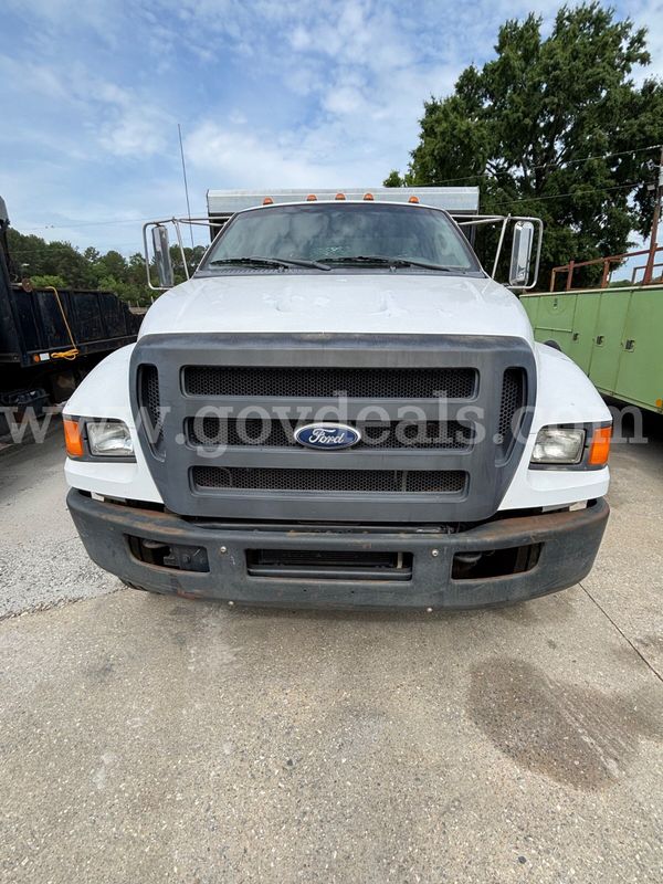 2011 Ford F-750 Dump Truck