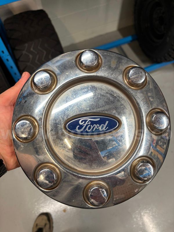 (Used) Ford Hubcap- 5c3z-1130-ka