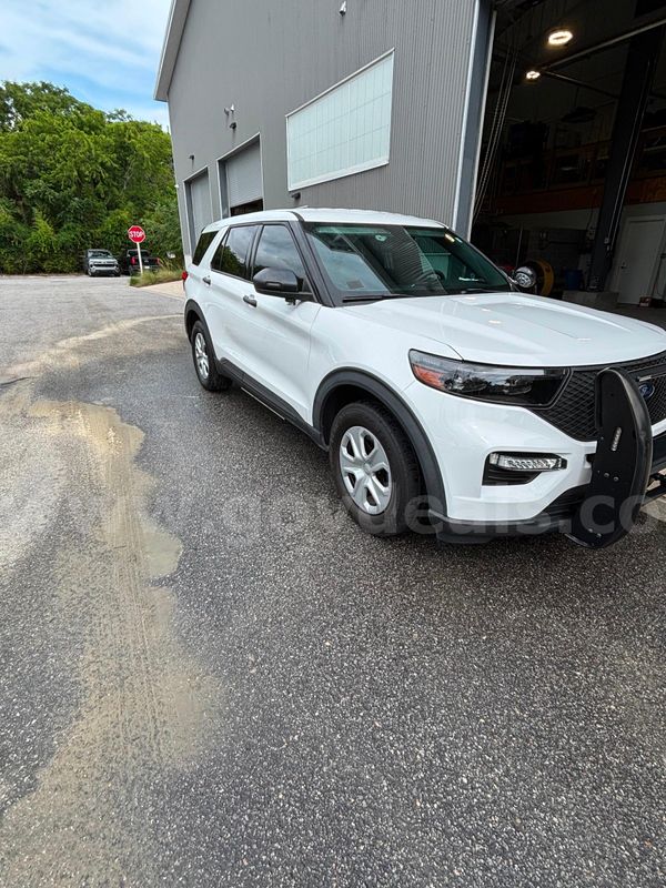 2020 Ford Explorer PIU- Upfitted !! Small Town Special