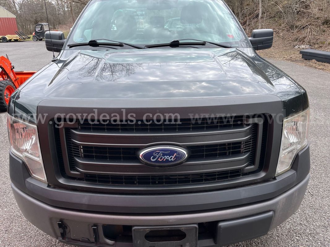 2013 Ford F-150 XLT 8-ft. Bed 2WD