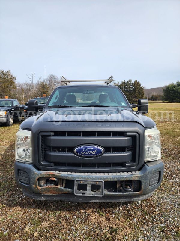 2015 Ford F-250 SD XLT SuperCab Long Bed 2WD