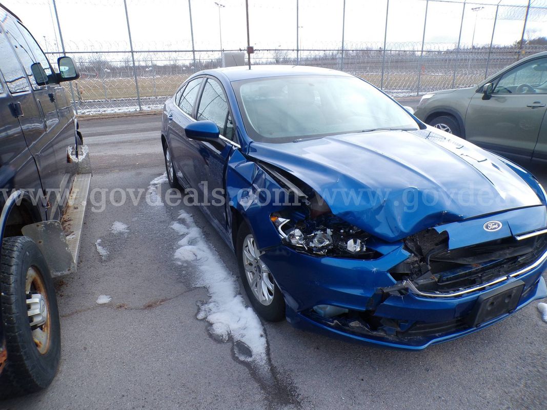 2017 Ford Fusion S