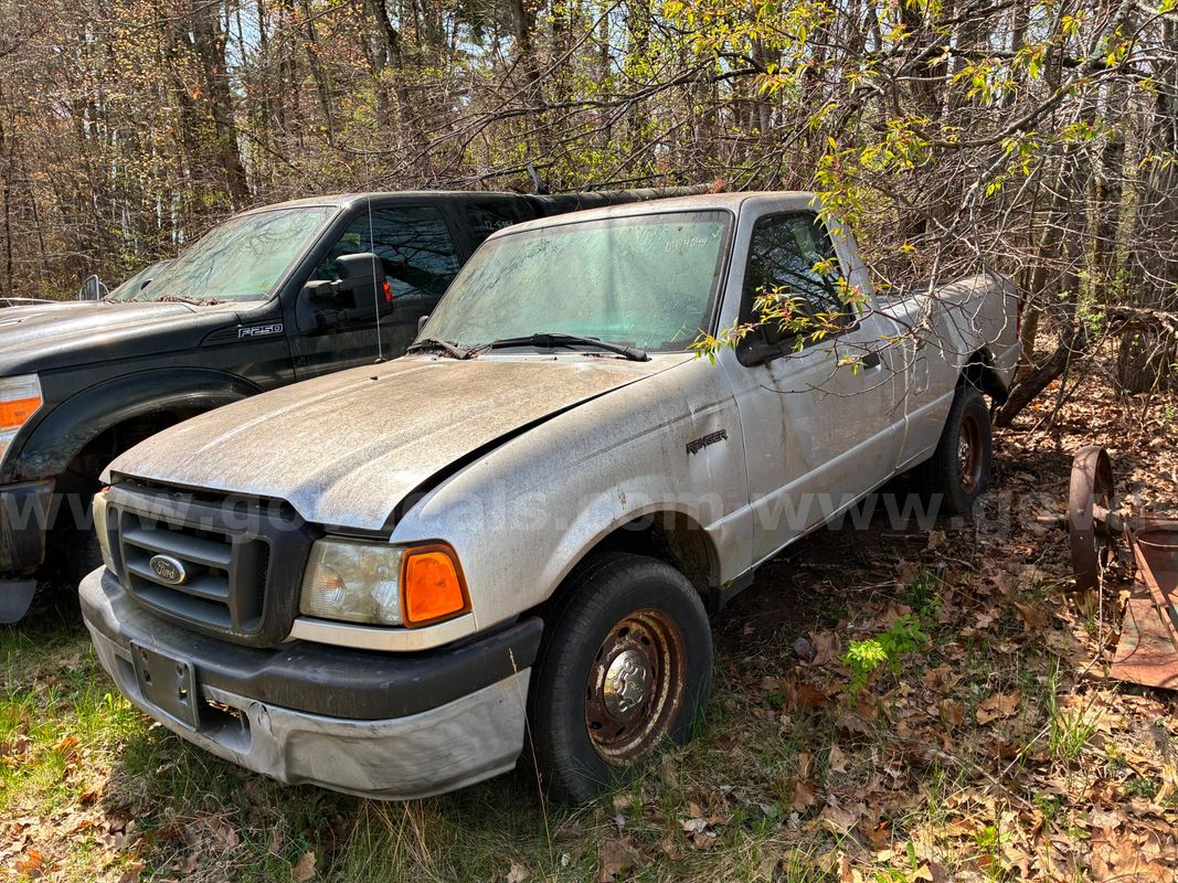 2004 Ford Ranger XLT Long Bed 2WD (R3)