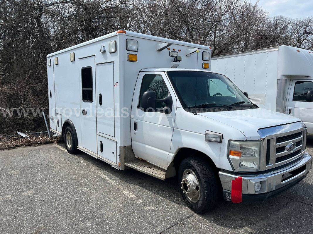 2010 Ford Econoline E450