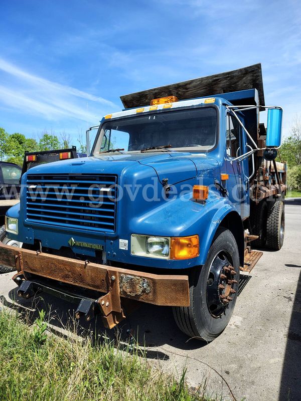 2002 International 4700 -