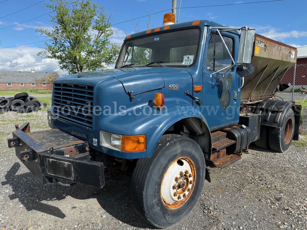 2001 International 4700 -