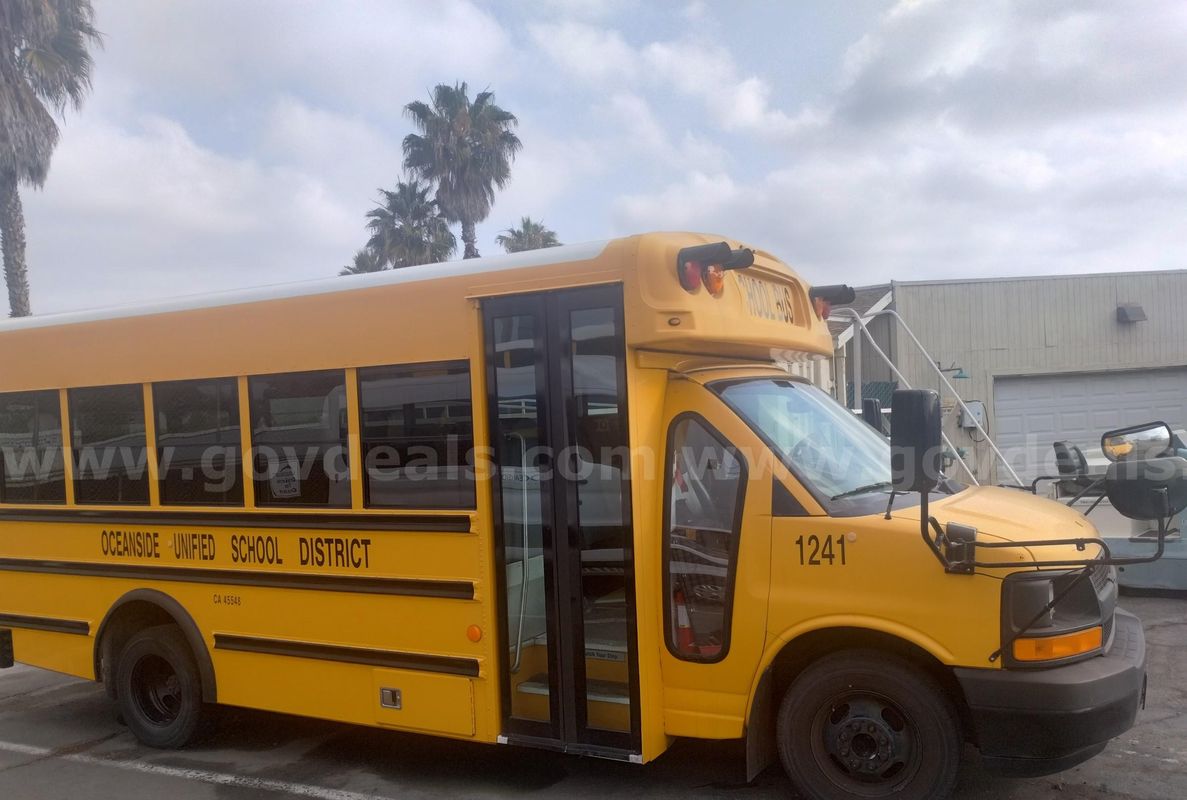 2010 Chevrolet Bus
