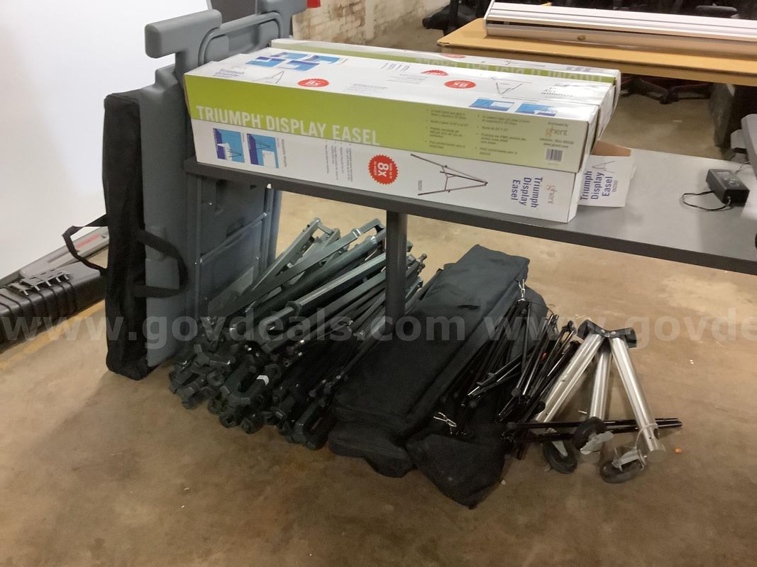 Lot of Display Easels