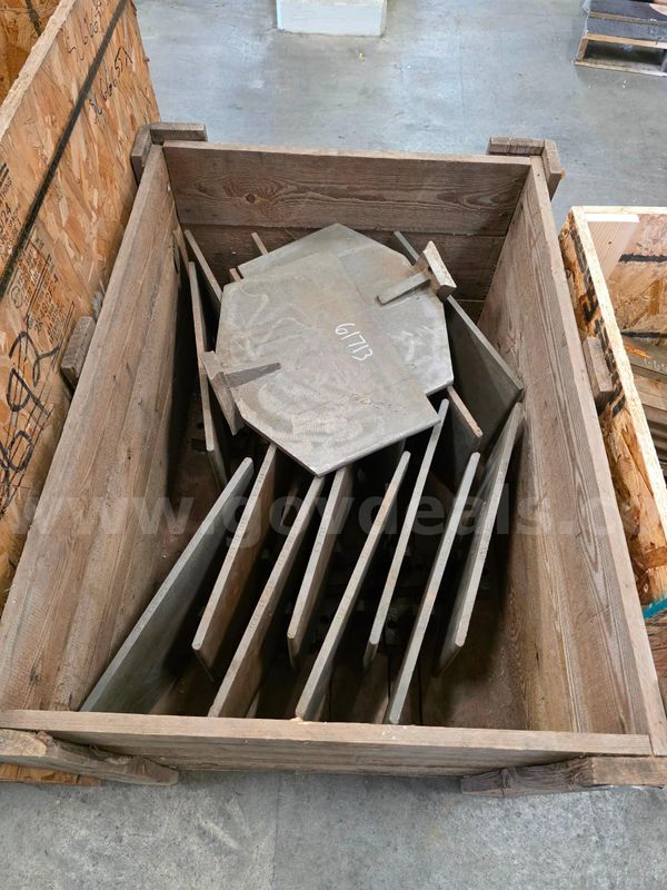 Lot of 8 Tooth, Out Rabble 5"x2-1/2"x12", Lot of 10 Tooth, In Rabble 5"x2-1/2"x12"
