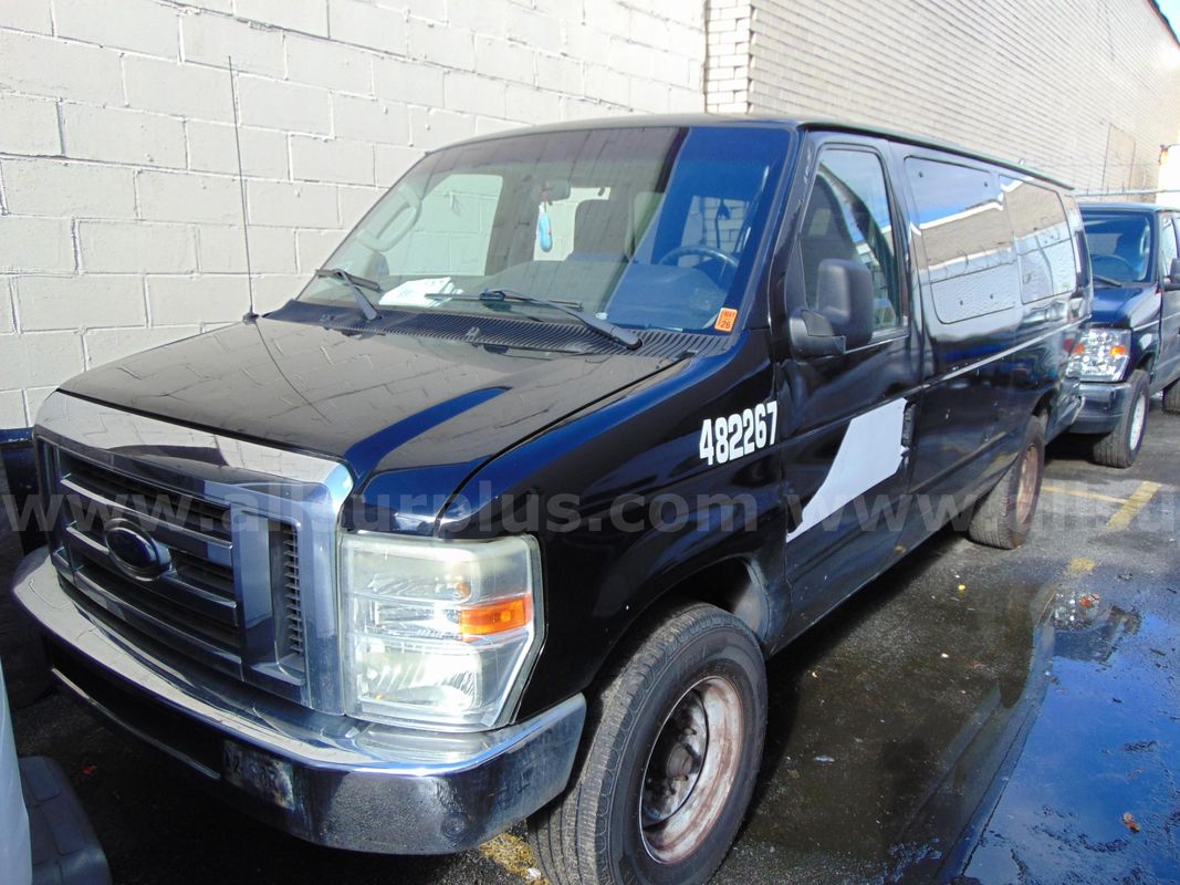 2014 Ford Econoline E-350 XLT Super Duty Extended