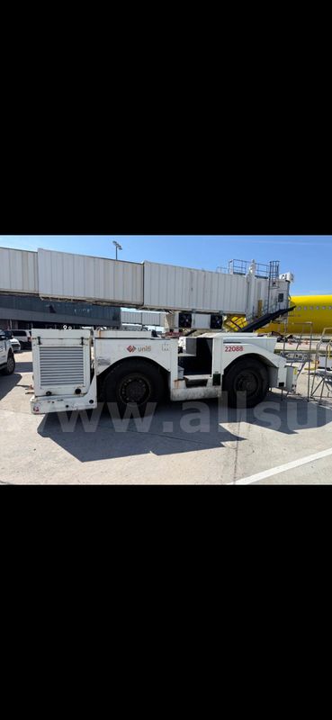 1979 Hough TD300SL Pushback Tractor