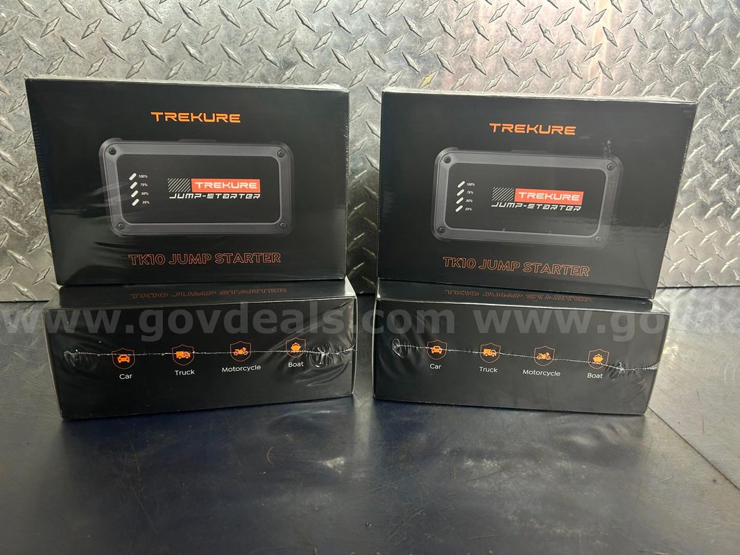 Free Shipping - Brand New Portable Car Battery Jump Starter 3500A 16800mAh Jump Box