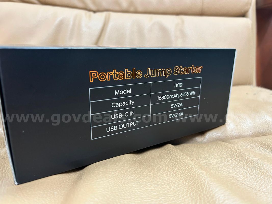 Free Shipping - Brand New Portable Car Battery Jump Starter 3500A 16800mAh Jump Box