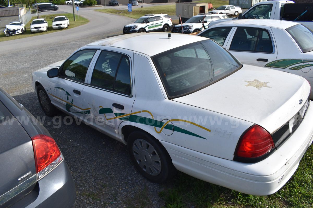 2010 Ford Crown Victoria