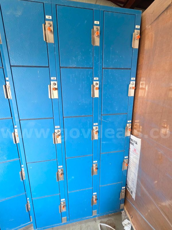15 Cabinet Locker