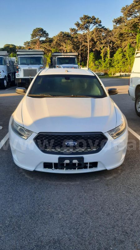 2017 Ford Taurus