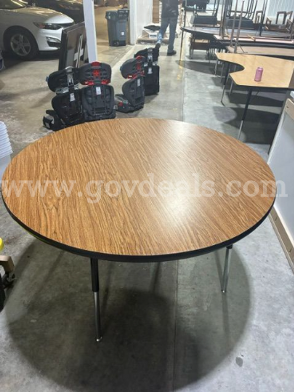 Lot of (2) Round Tables