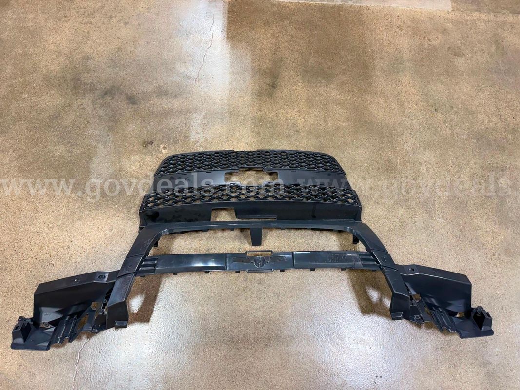 Genuine GM Primed Front Grille with Retainers 19210537