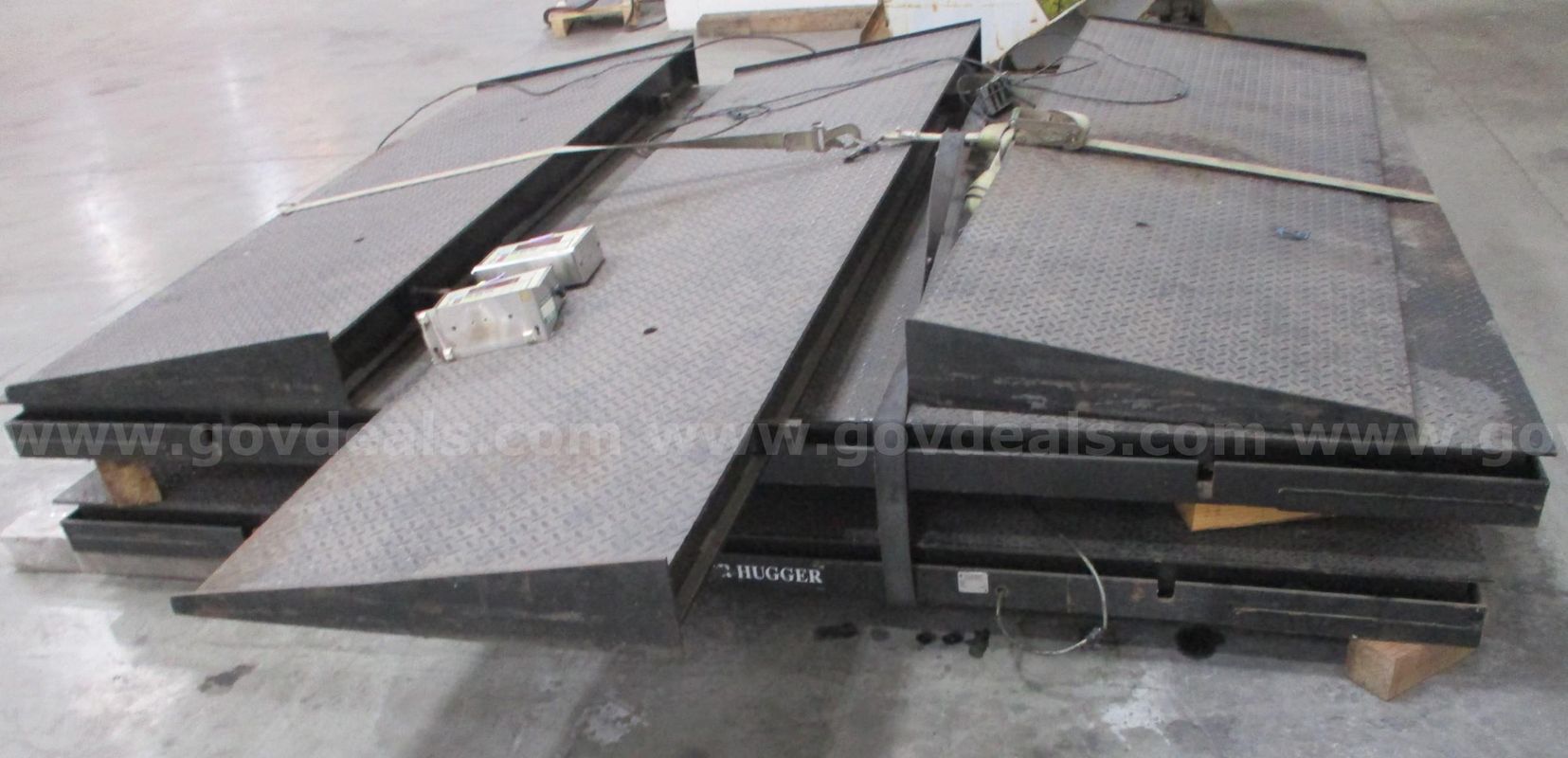 (2) Cardinal 708 Platform Scale