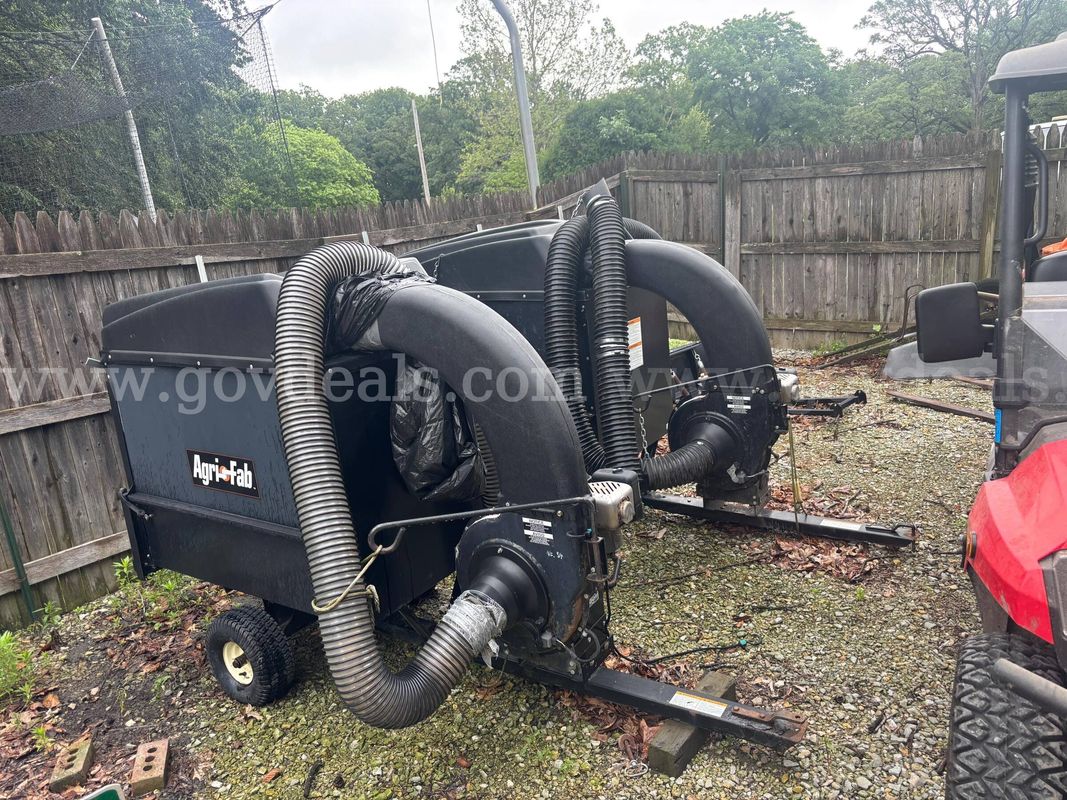 2-Agrifab Leaf Vacs