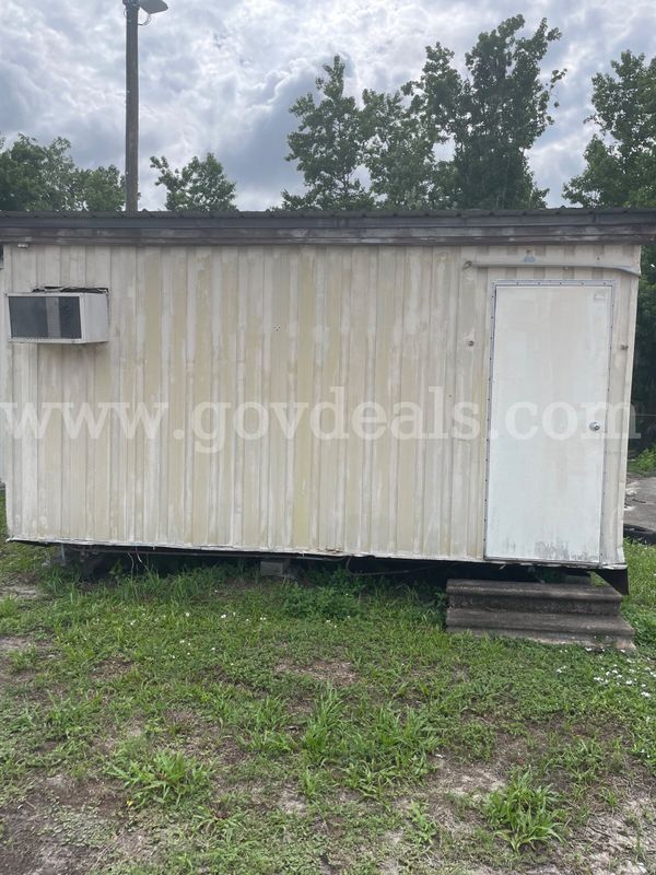 Approx 16'x10' portable building