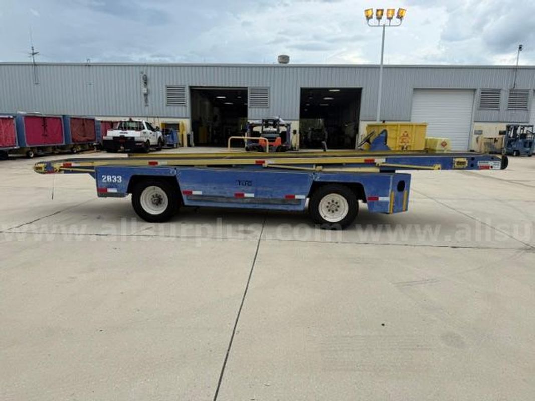 2001 Tug 660 Belt Loader