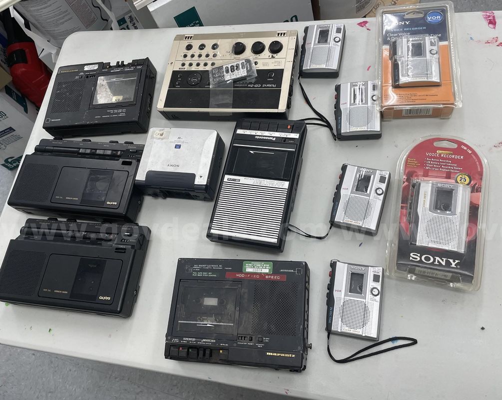 Broken Voice recorders