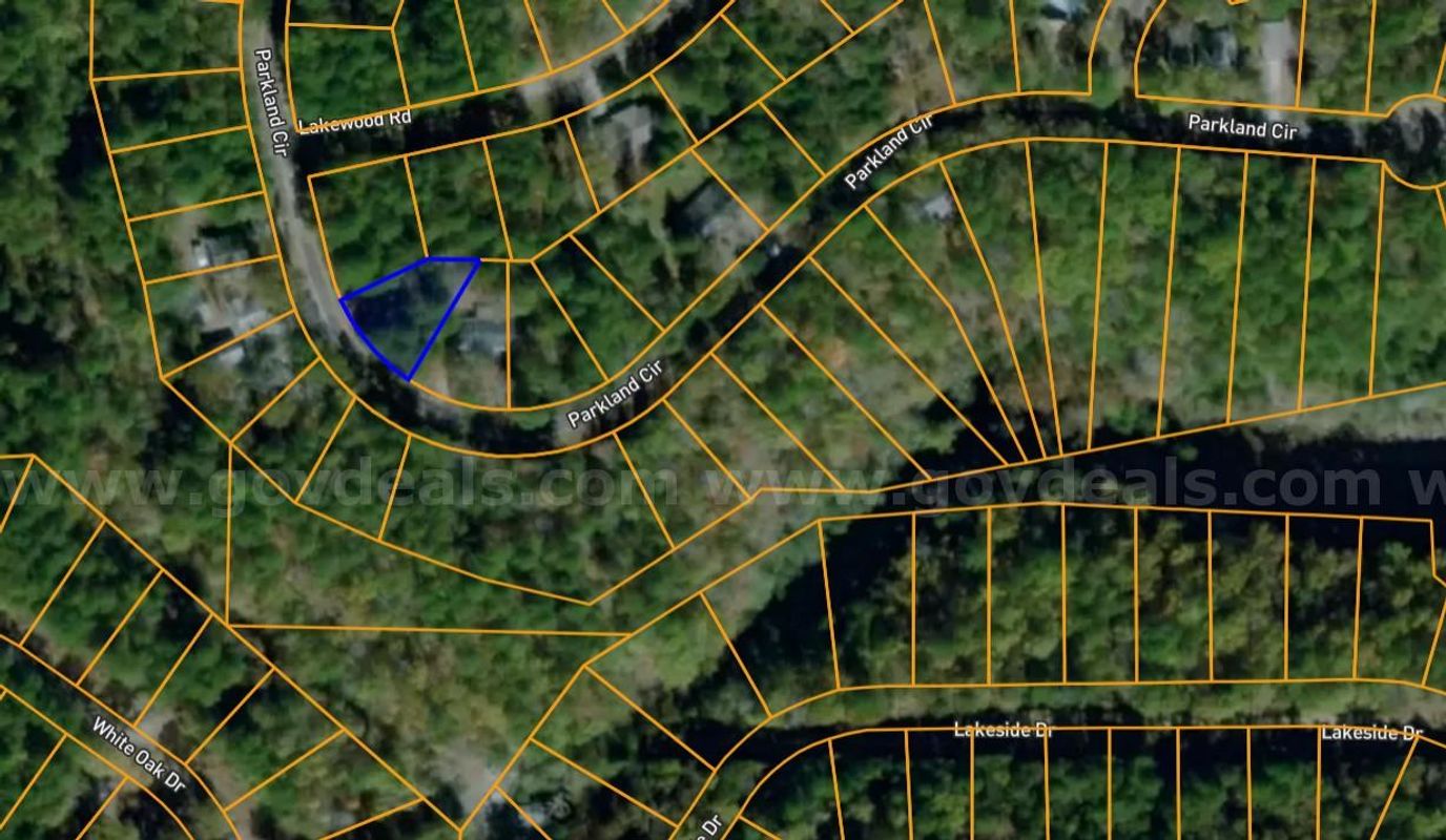 Arkansas (Van Buren County) - Fairfield Bay - PARKLAND CIRCLE Lot near Lake