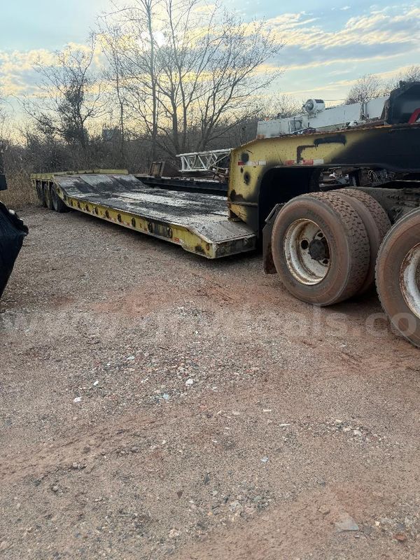 1995 Etnyre 125500 Gvwr Tri Axle Low Boy Trailer