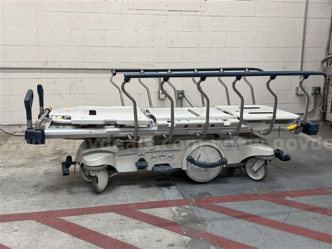 Stryker 1015 Stretcher, Sn#0802105517