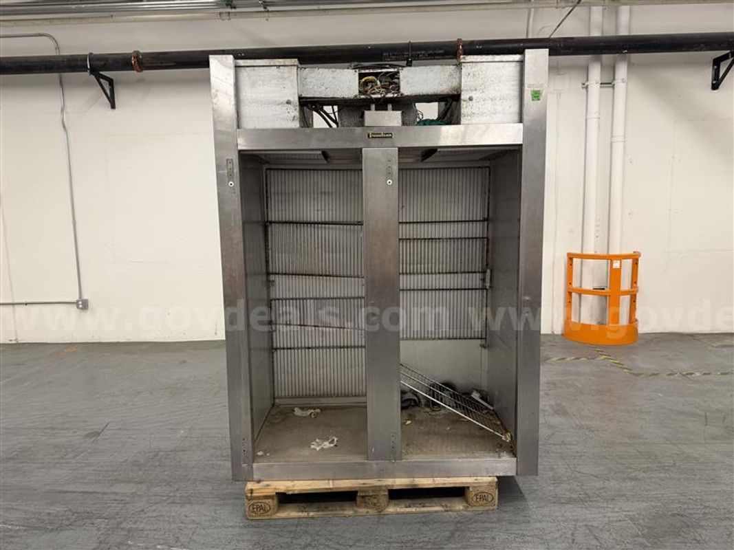 Traulsen Ad232w-Zab00 Refrigerator, Sn#T39056a03