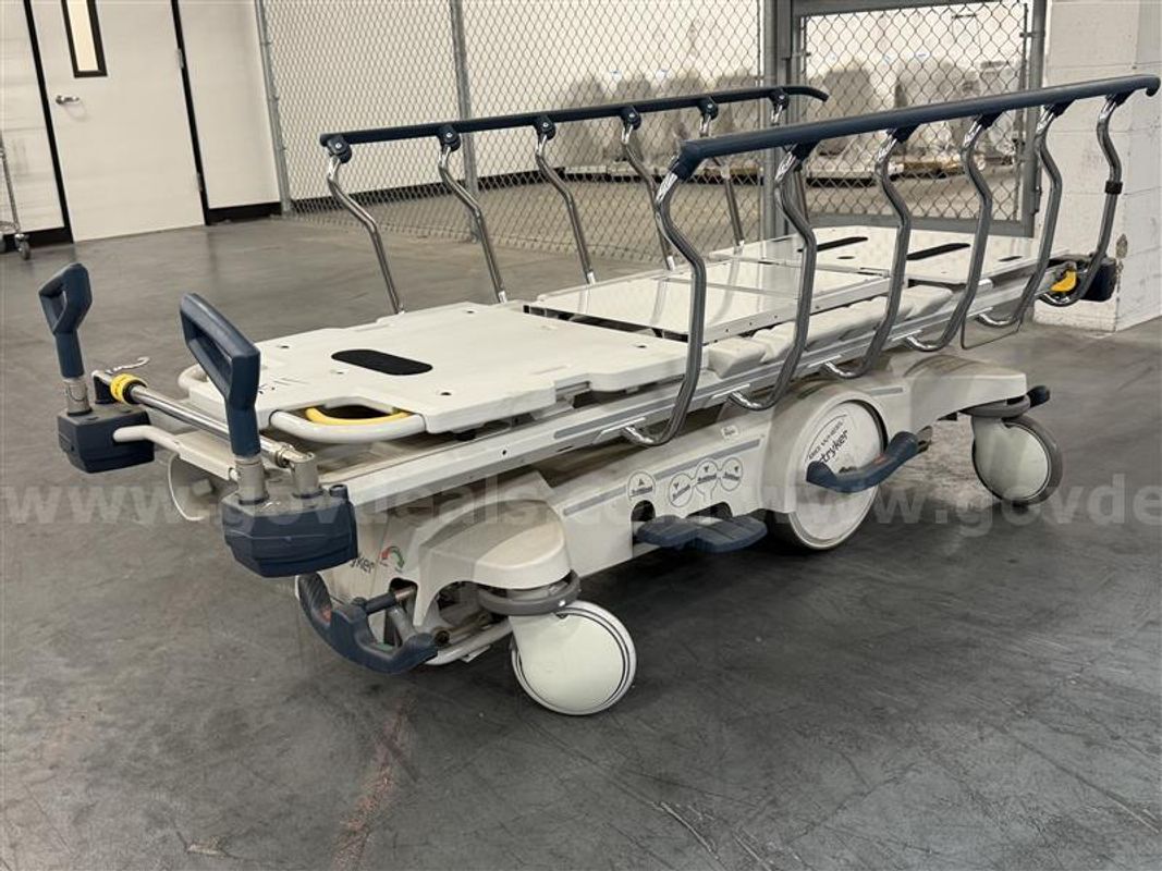 Stryker 1015 Stretcher, Sn#0802103511