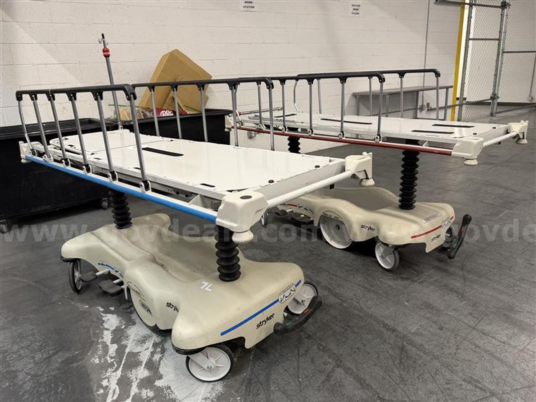 Stryker 721 Stretcher, Sn#0012032679, 0012032694