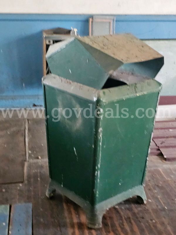Trash Receptacle