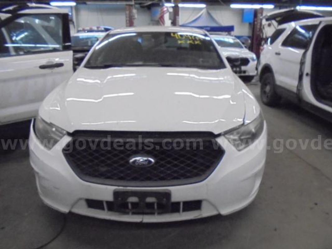 2014 Ford Taurus